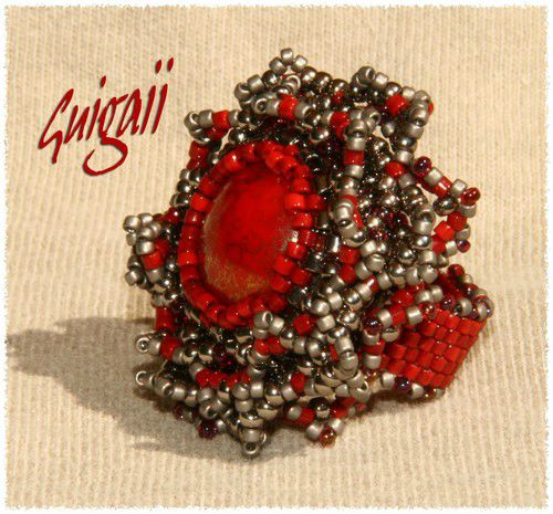Isalala rouge et gris