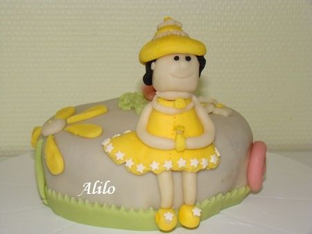 Gateau De Printemps Et Demoiselle Les Gateaux Magiques D Alilo