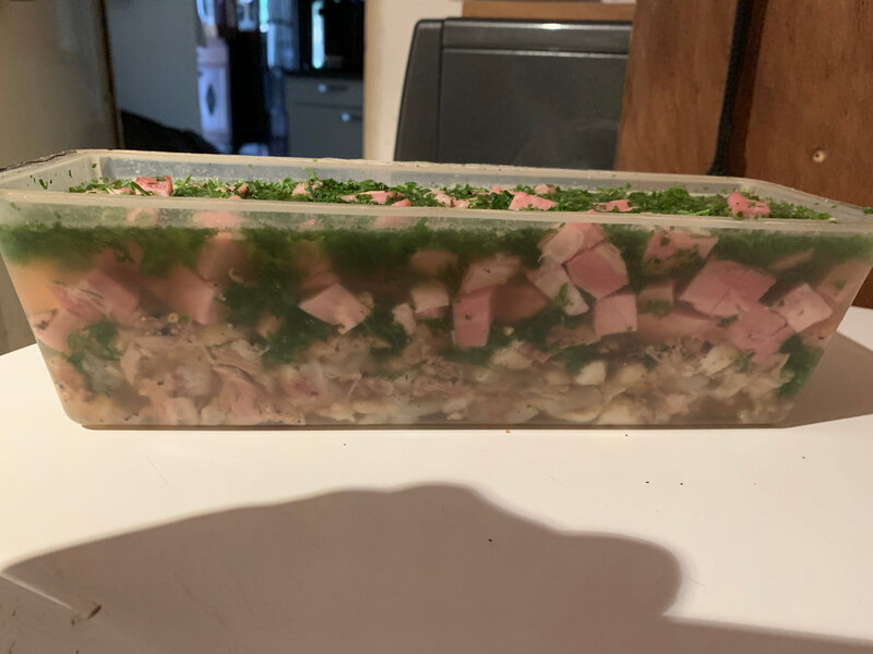 Terrine de viandes en gelée FAREWELL JUNK FOOD Terrine de viandes en gelée FAREWELL JUNK FOOD