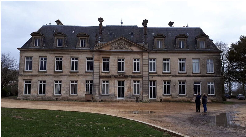 8-Dom Château BUCY LE LONG