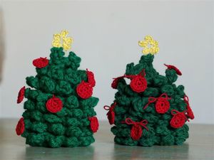 Crochet-Christmas-Tree-12-09-028-Medium