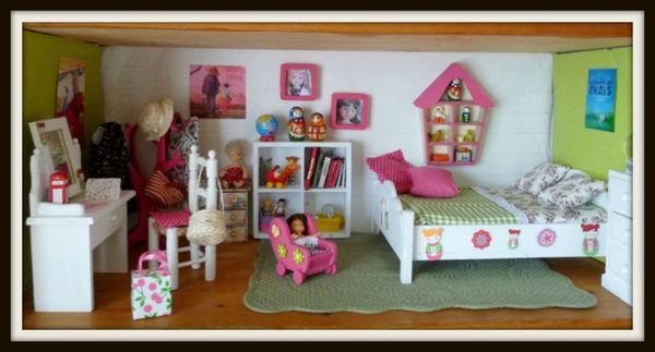HUSET Mobilier poupée, chambre - IKEA