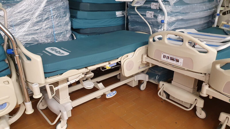 lits d'hôpital
