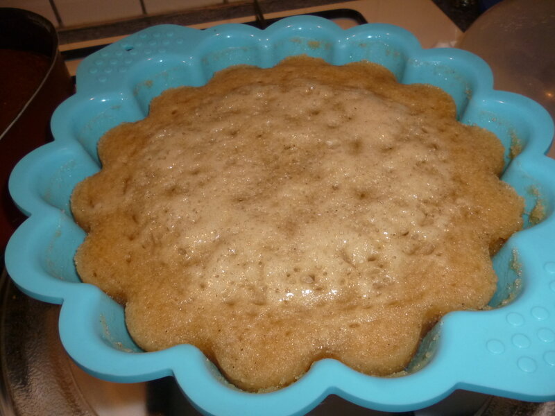 GATEAU AUX POIRES AU MICRO ONDES (facile et rapide) VAL ELLE RIT