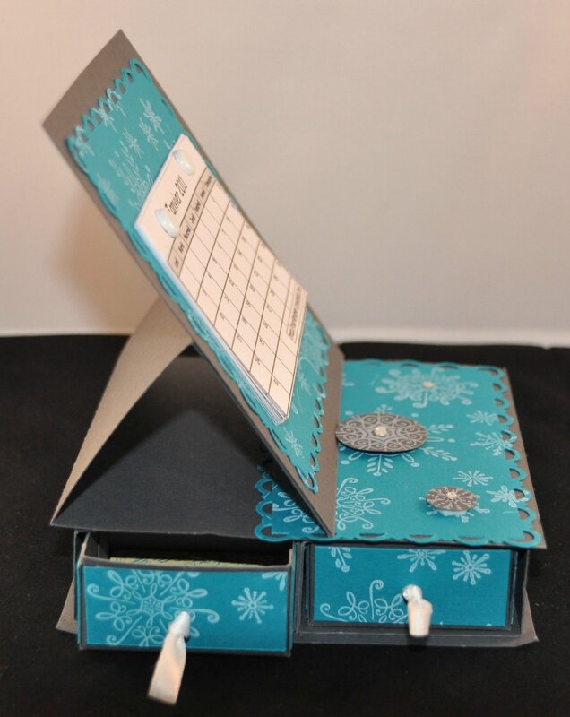 CALENDRIER BOITE CHEVALET 2