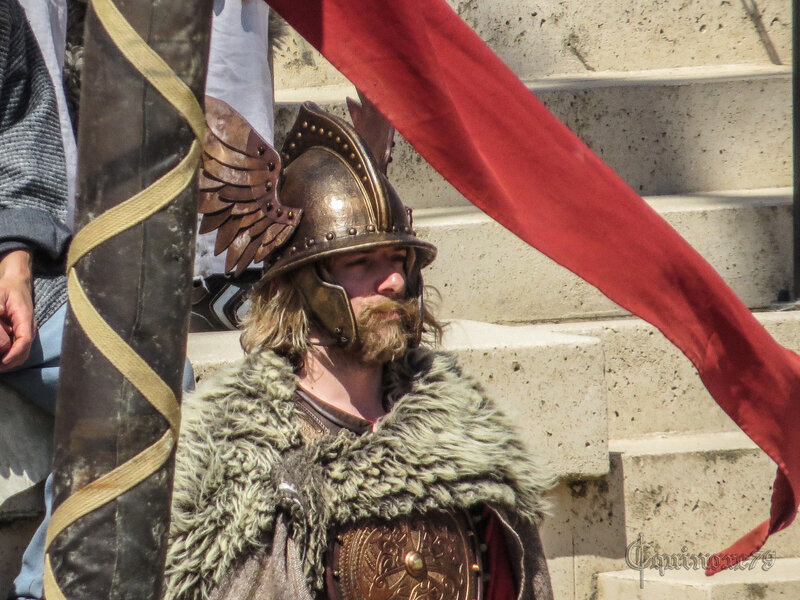 Histoire du costume et de l'ameublement au temps des Gaulois et romain