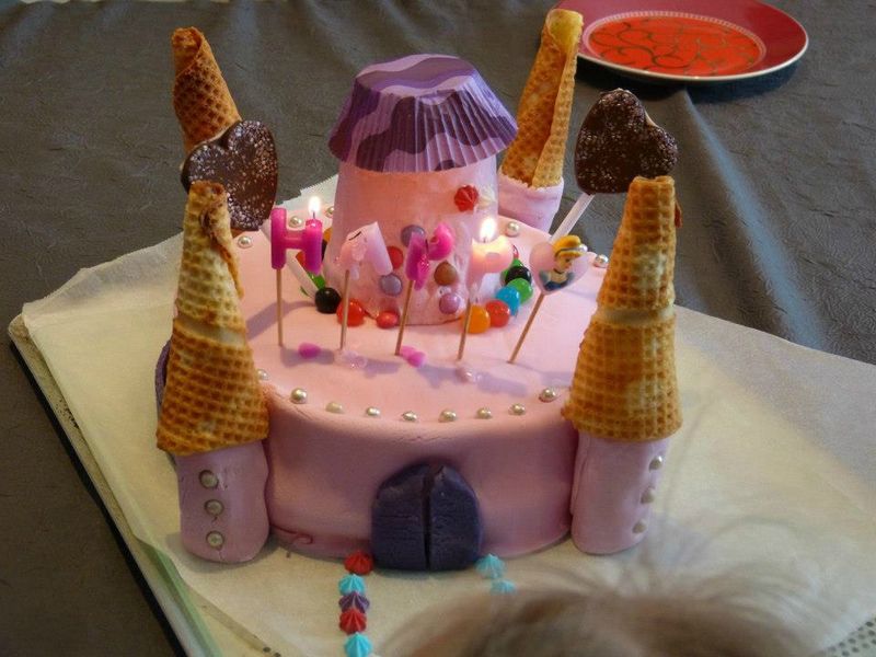 Gateau Chateau De Princesse En Pate A Sucre Delices Et Autres Gourmandises De Virginie