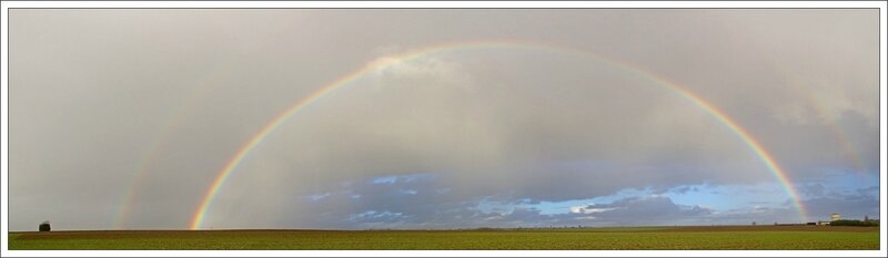 plaine arc en ciel 130114 pano moulin chat eau