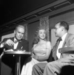 1949-06-21-b-train-04-drinking-010-2