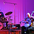 12-05-05_37_Mark Sanders, Hasse Poulsen