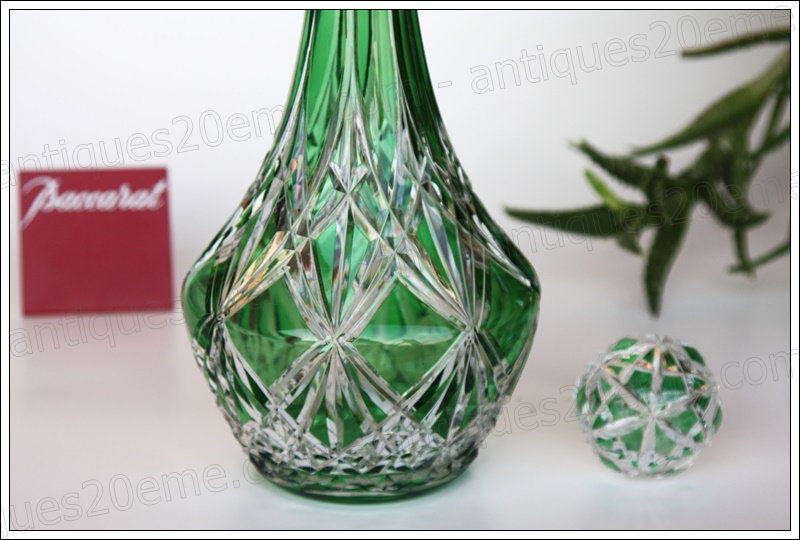 Antiques20ème, rare carafe en cristal de Baccarat modèle 629.