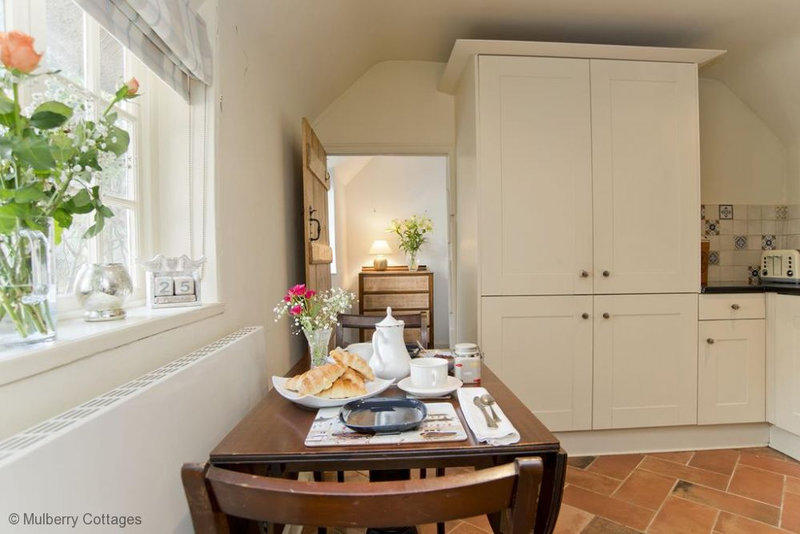 Thatch cottage (4)