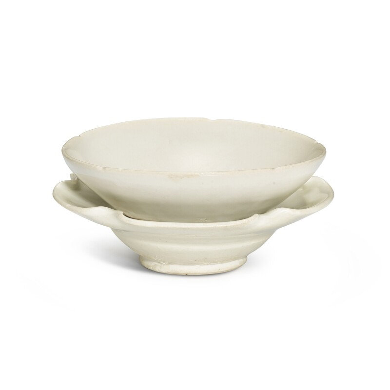A Xingyao white-glazed tea bowl and stand, Five dynasties (907-960)