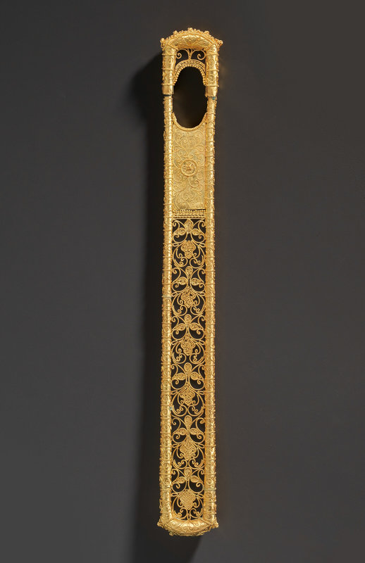 2022_NYR_20594_0771_003(a_glass-inlaid_gold_hairpin_song-ming_dynasty015728)