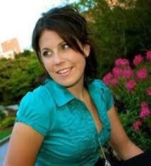 Résultat de recherche d'images pour "femmes de 33 ans paris"