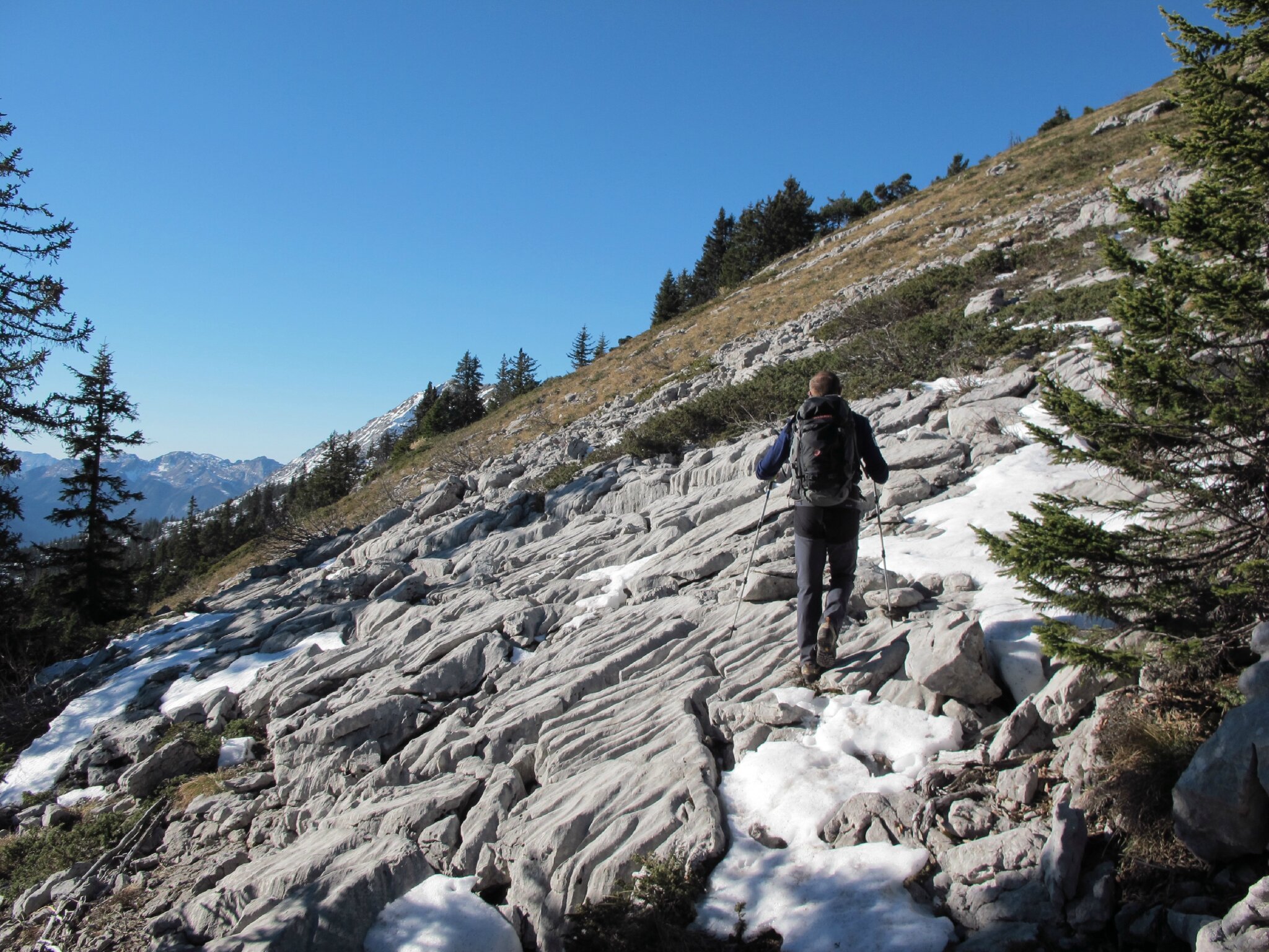 LE SUET, ROCHERS des TRAVERSIERS, LE LACHAT Randonnées et photos