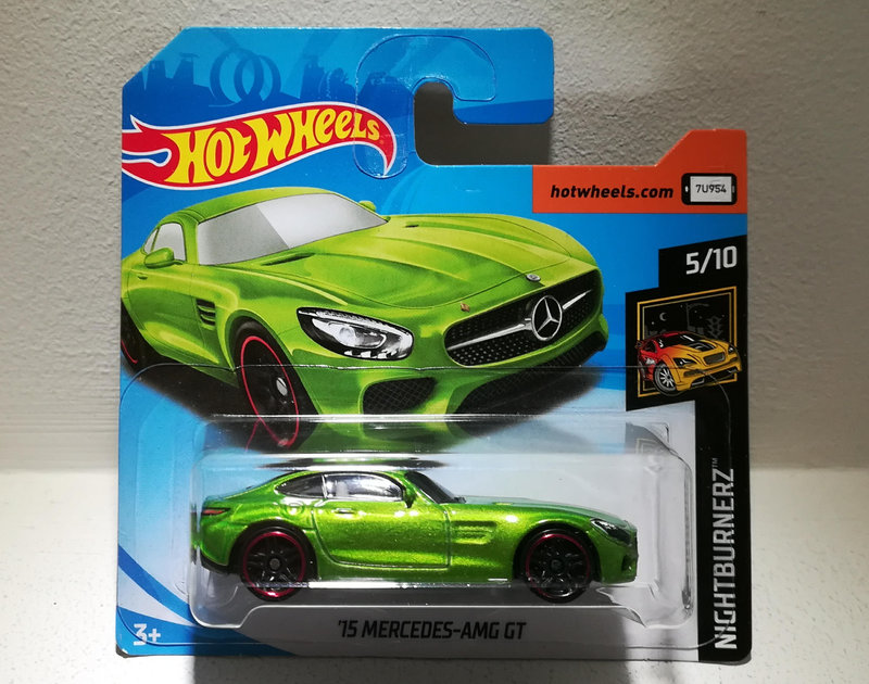 Mercedes AMG GT de 2015 (Hotwheels) (2)