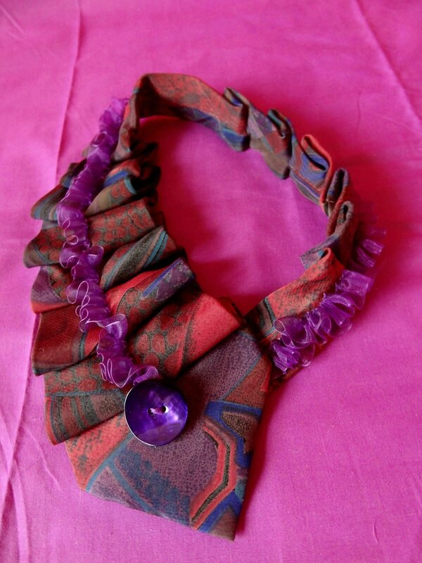 TOUR DE COU CRAVATE VIOLET