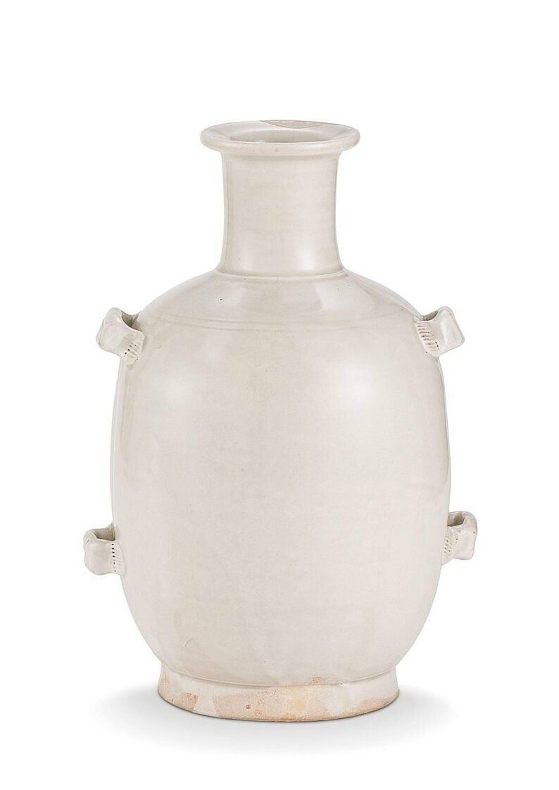 A white-glazed 'Xing' bottle vase, Five dynasties – Northern Song dynasty