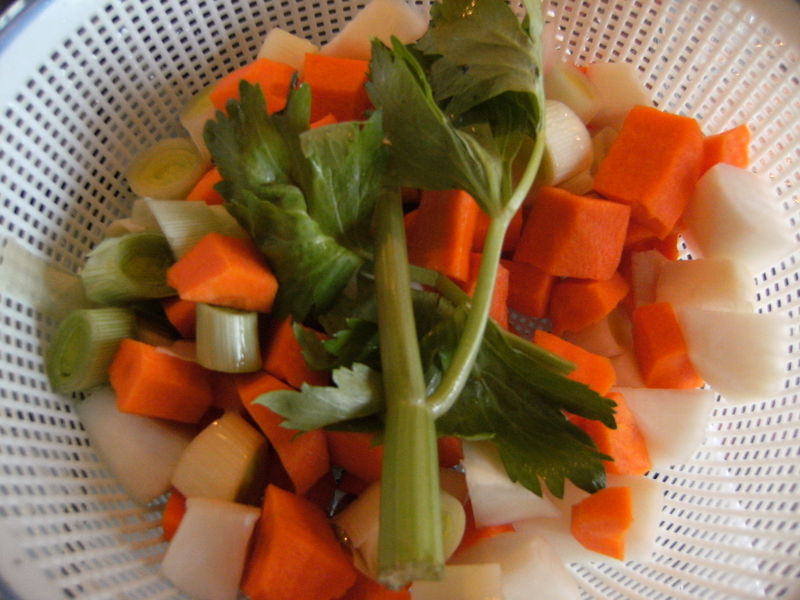 Legumes De Pot Au Feu Au Jarret De Porc Et A Saucisse De Morteau