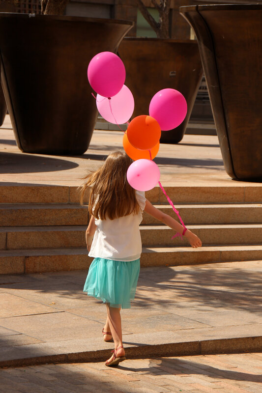 happy_6_balloons