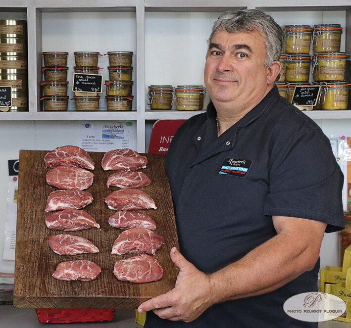 Freed_et_joues_de_PORC