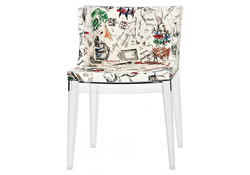 550 E mademoiselle-a-la-mode-moschino-chaise-kartell