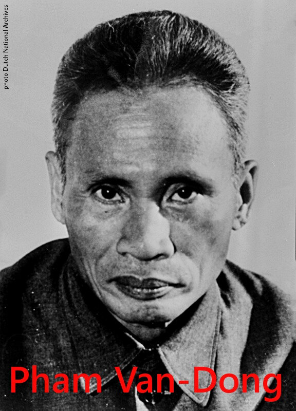 Phạm_Văn_Đồng_1972