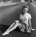 1945_road_sitting_by_dd_043_1