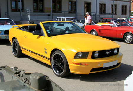 Ford_mustang_GT_convertible__7_me_bourse_d__changes_autos_motos_de_Chatenois__01