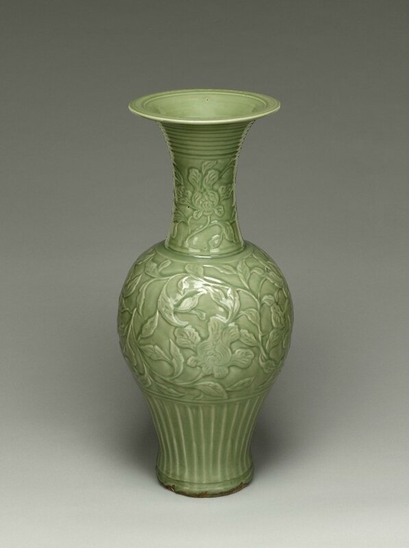 Longquan vase, Yuan dynasty