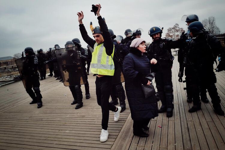 1184742-gilets-jaunes-paris