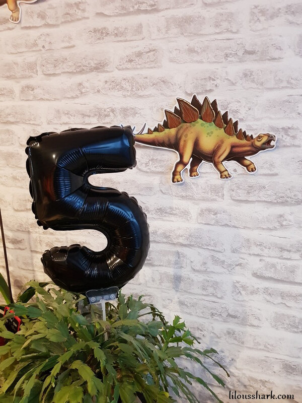 anniversaire dinosaure decoration vegaoo party