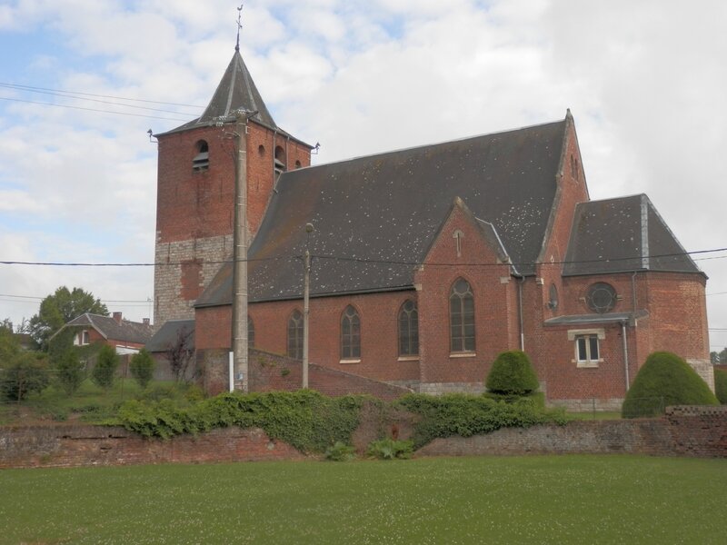 Eglise vue du jardin de la mairie